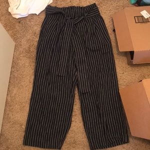 Wideleg pants with tie belt